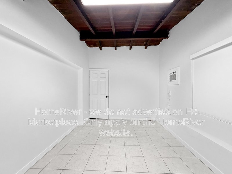 Move In Ready! 525 SW 22ND TER FORT LAUDERDALE FL 33312 property image