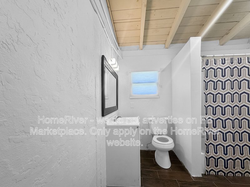 Move In Ready! 525 SW 22ND TER FORT LAUDERDALE FL 33312 property image