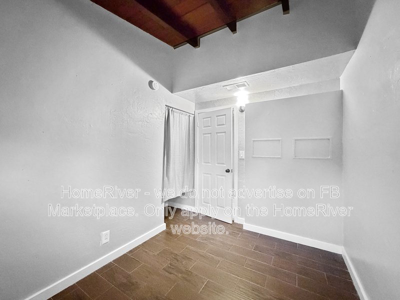 Move In Ready! 525 SW 22ND TER FORT LAUDERDALE FL 33312 property image