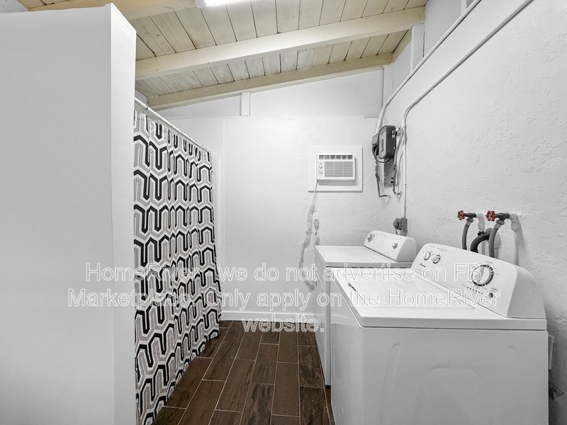 Move In Ready! 525 SW 22ND TER FORT LAUDERDALE FL 33312 property image