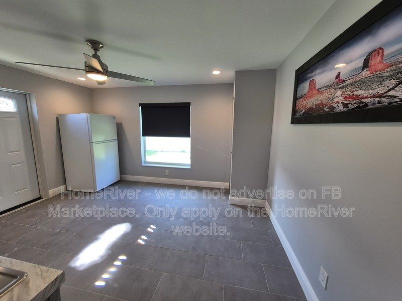 Move In Ready! 2450 SW Cameo Blvd Port Saint Lucie FL property image