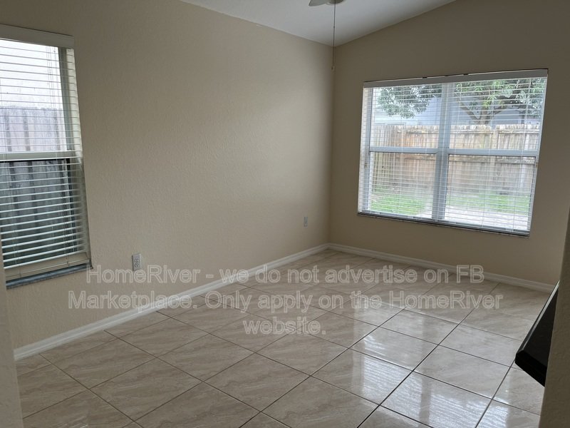 Do Not Miss Out - 1921 SE 15th St, Homestead, FL property image