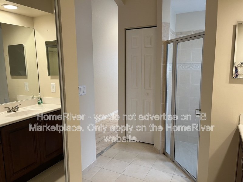Do Not Miss Out - 1921 SE 15th St, Homestead, FL property image