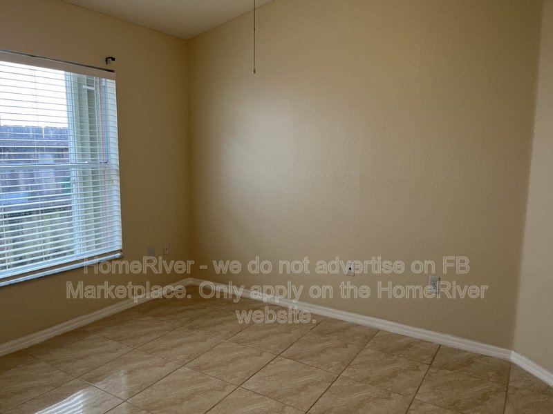Do Not Miss Out - 1921 SE 15th St, Homestead, FL property image