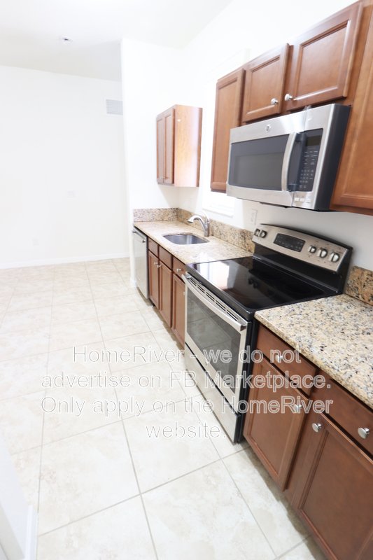 Move In Ready! 17027 SW 94TH WAY MIAMI FL 33196 property image
