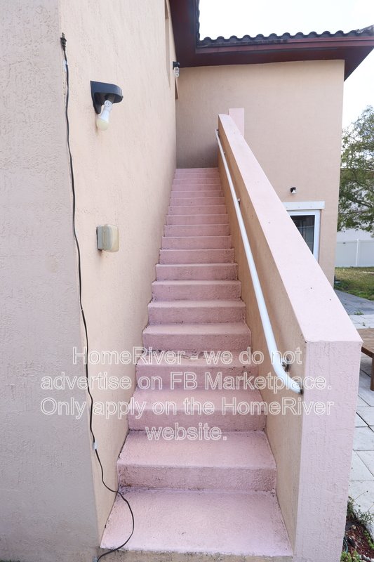 Move In Ready! 17027 SW 94TH WAY MIAMI FL 33196 property image