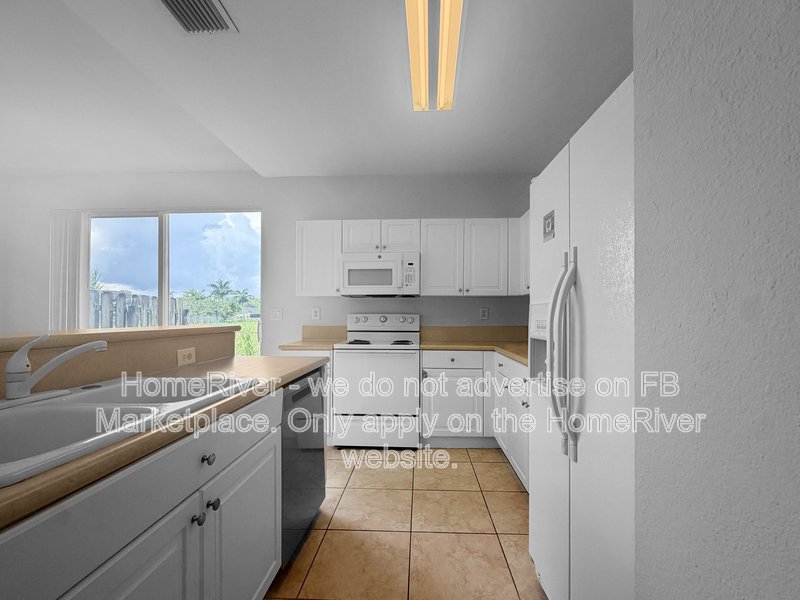 Tile Flooring | Open Floor Plan | Washer &amp;amp;amp;amp;amp;amp; Dryer Included | Home Offic property image
