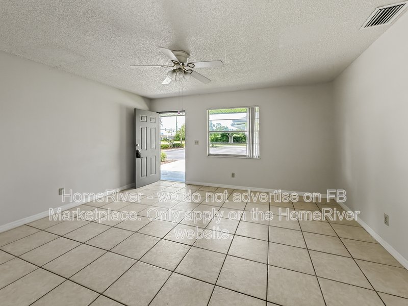 Freshly Updated | Single-Story Living | Brand-New Carpet | Convenient property image