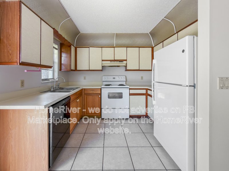 Freshly Updated | Single-Story Living | Brand-New Carpet | Convenient property image