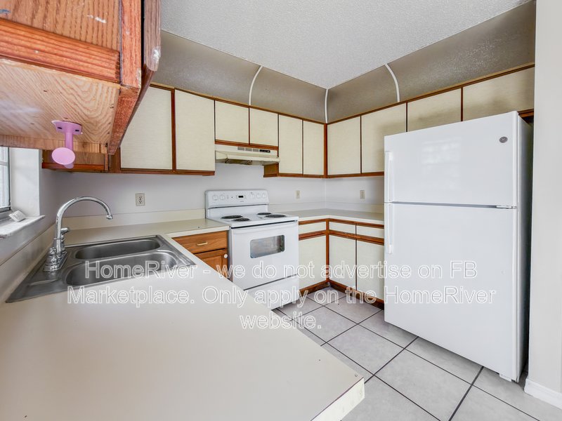 Freshly Updated | Single-Story Living | Brand-New Carpet | Convenient property image