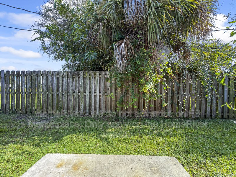 Freshly Updated | Single-Story Living | Brand-New Carpet | Convenient property image