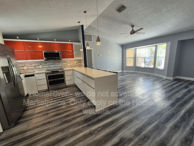 Move In Ready! 475 SW RYDER RD, PORT ST LUCIE FL 34953 property image