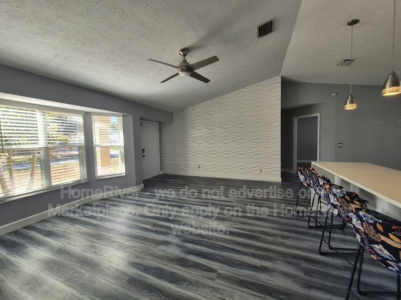 Move In Ready! 475 SW RYDER RD, PORT ST LUCIE FL 34953 property image