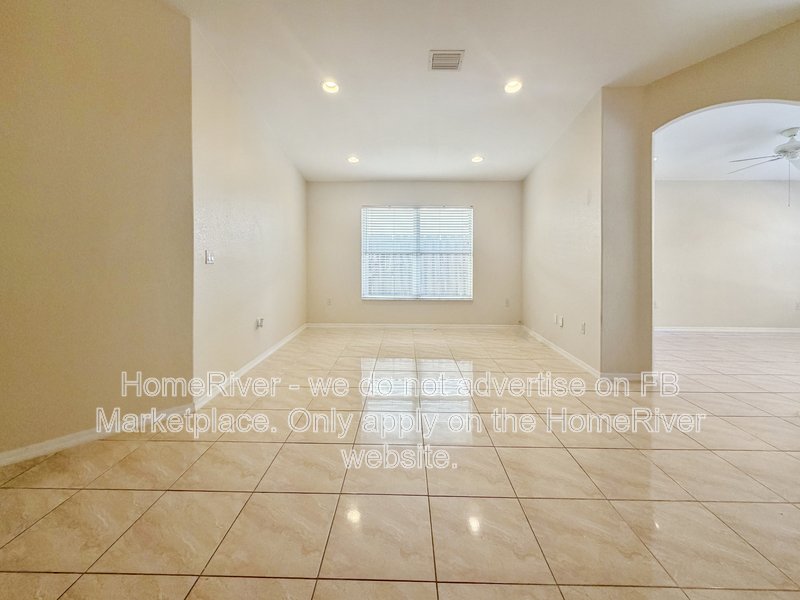 Move-in Ready! 1921 SE 15th St, Homestead, FL property image