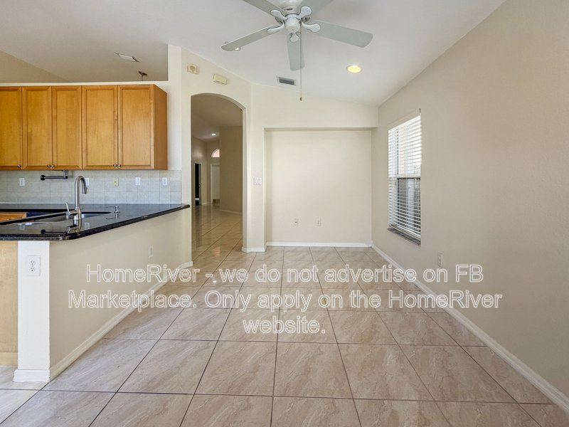 Move-in Ready! 1921 SE 15th St, Homestead, FL property image