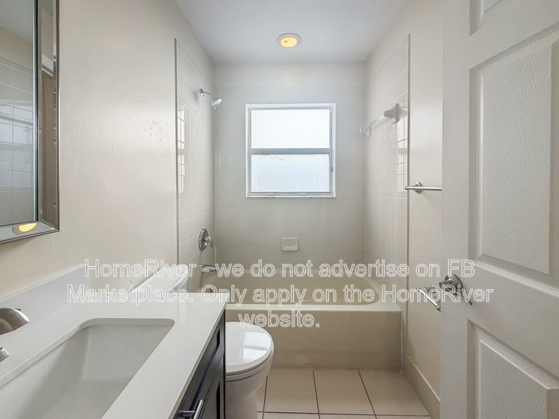 Move-in Ready! 1921 SE 15th St, Homestead, FL property image