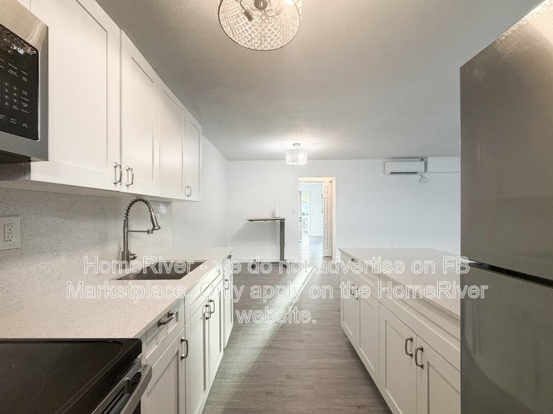 Now Available -  900 6TH ST APT 3, MIAMI BEACH FL 33139 property image