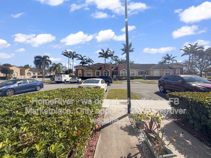 Move in Ready! 23749 SW 109th Pl property image