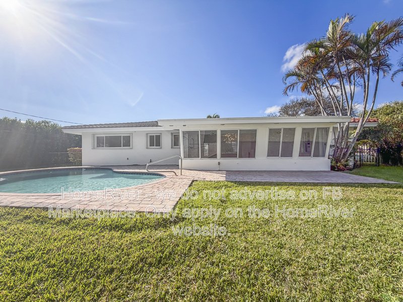 Move In Ready! 2221 NE 32ND CT, LIGHTHOUSE POINT FL 33064 property image