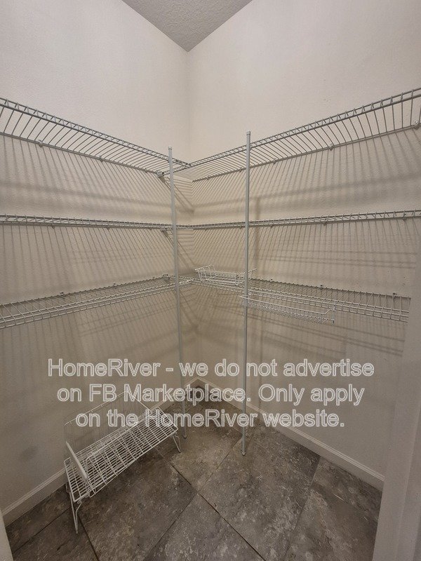 Move In Ready! 1402 SW CREST AVE, PORT SAINT LUCIE FL 34953 property image