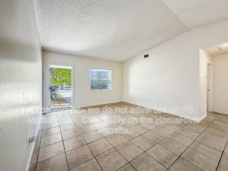 Spacious 2BR Duplex + Bonus Room - Small Pet Friendly -  Move-In Ready property image