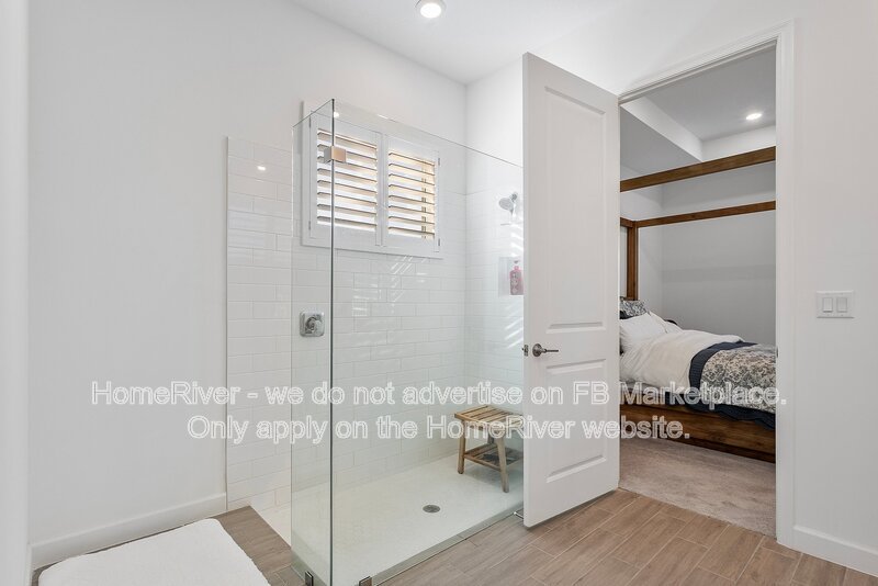 Stunning and Spacious! Single Story 4/3 Available! property image