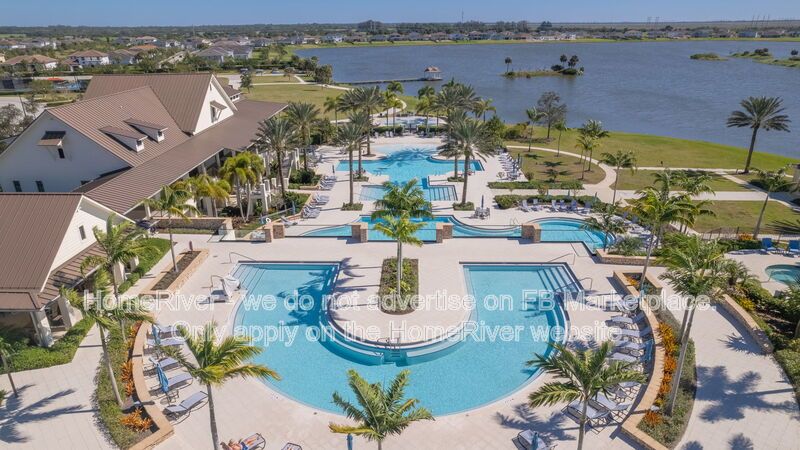 Stunning and Spacious! Single Story 4/3 Available! property image