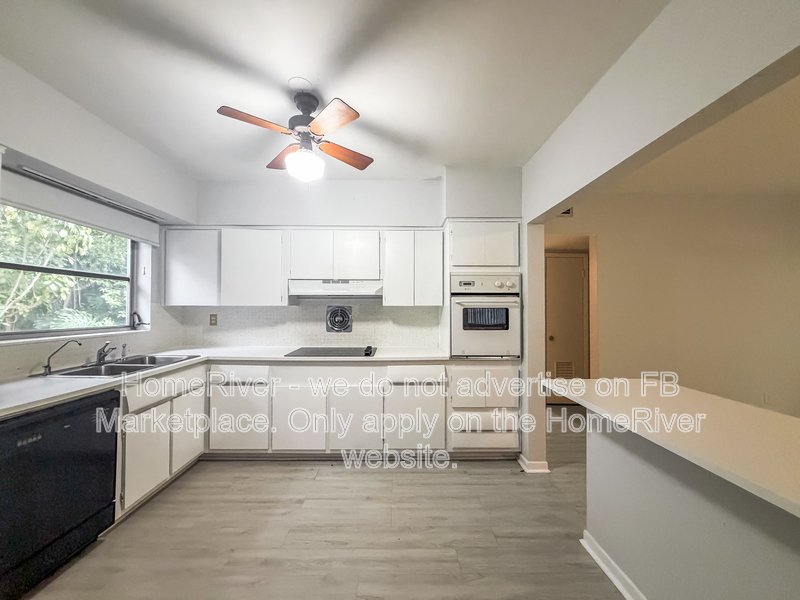 Charming 3-Bedroom, 2-Bath Home In Whispering Pines! property image