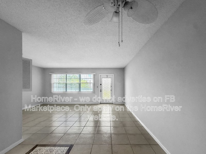 Spacious Bright 1 Bedroom, 1.5 Bath Condo Located in 55+ Community! property image