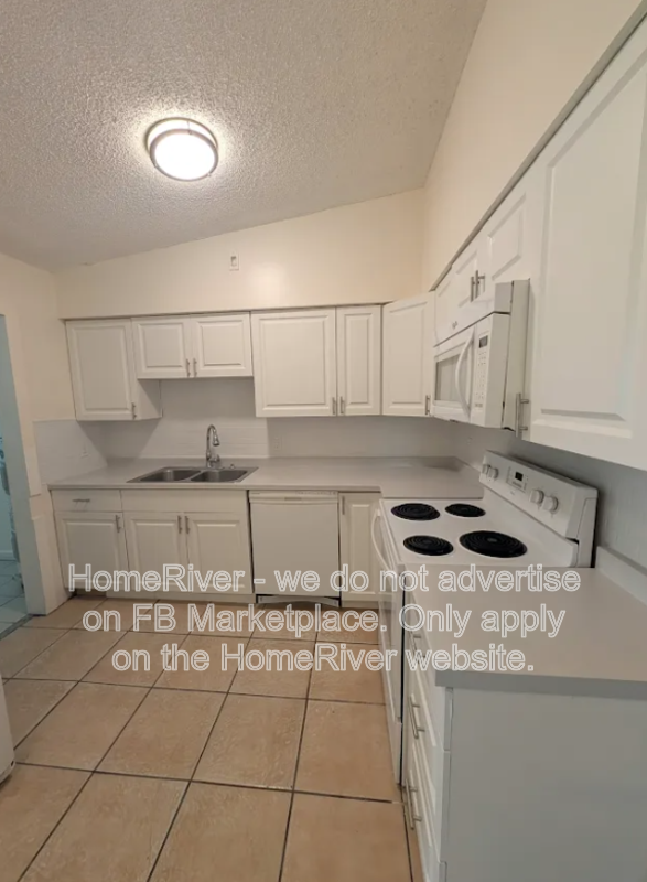 Spacious 2BR Duplex + Bonus Room - Small Pet Friendly -  Move-In Ready property image