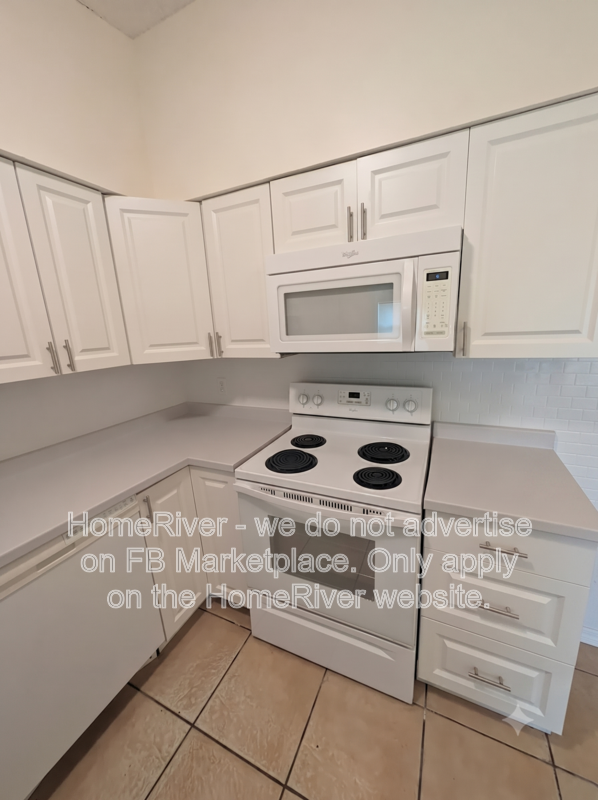 Spacious 2BR Duplex + Bonus Room - Small Pet Friendly -  Move-In Ready property image