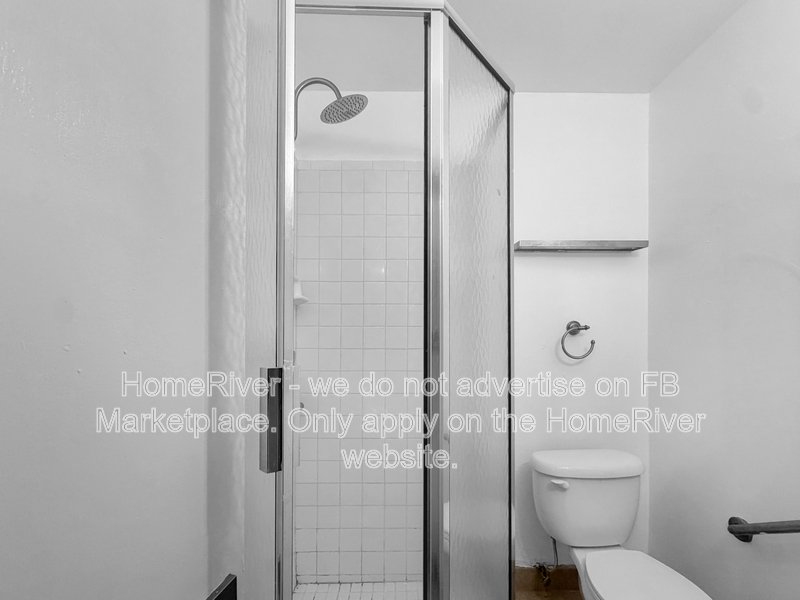 Cozy Downtown Oakland Park Studio Located On A Lushly Landscaped Lot property image