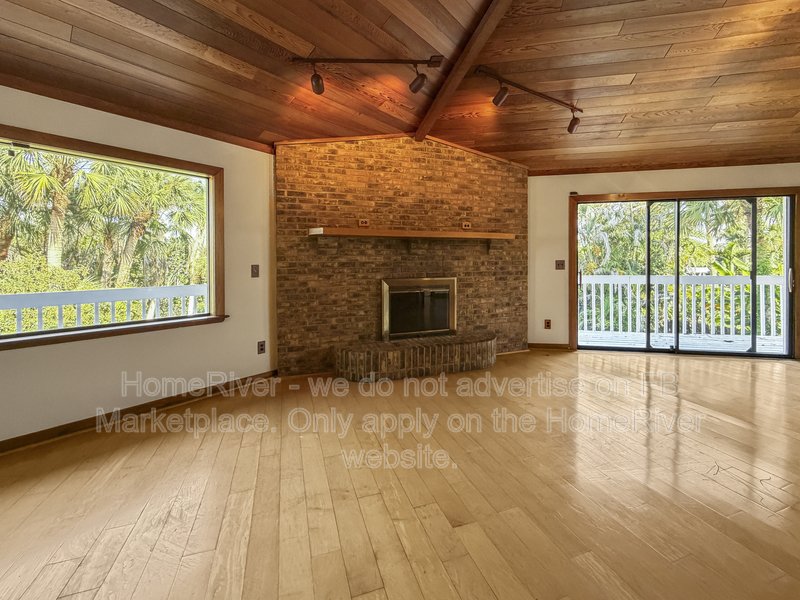 Pet-Friendly! 4069 SW Saint Lucie Shores Dr Palm City, FL 34990 property image