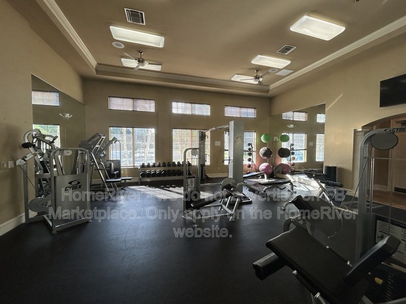 Luxury 2BR Condo with Garage and Pool View! property image