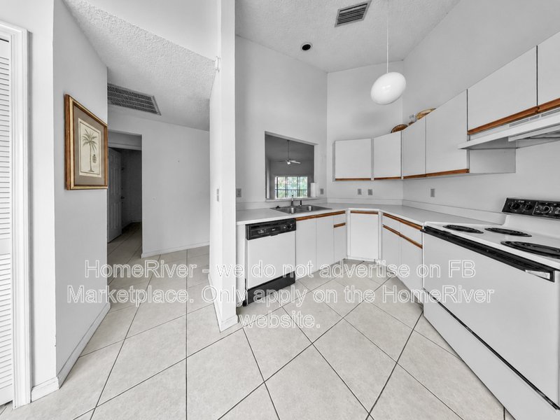 Fabulous 2 Bedroom 2 Bath Montego Cove Condo property image