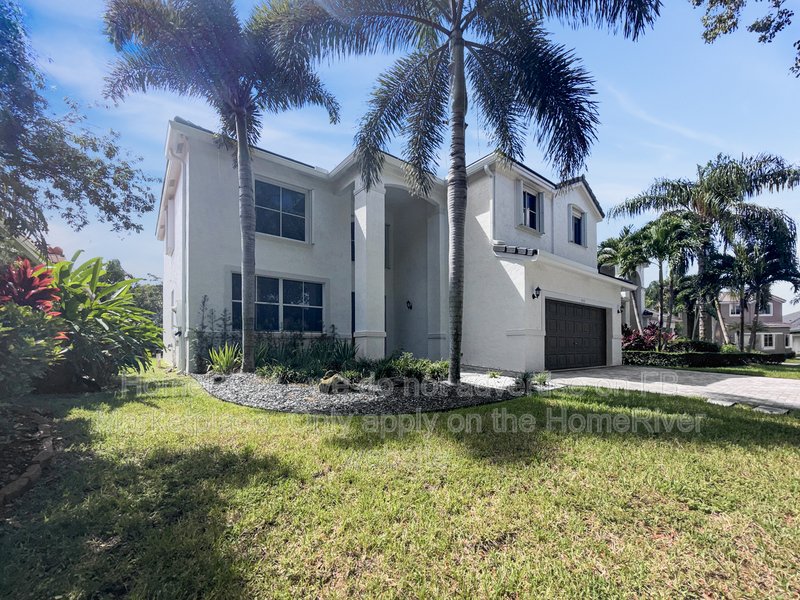 Gated | Pet Friendly | 2 Car Garage | Washer-Dryer Included property image