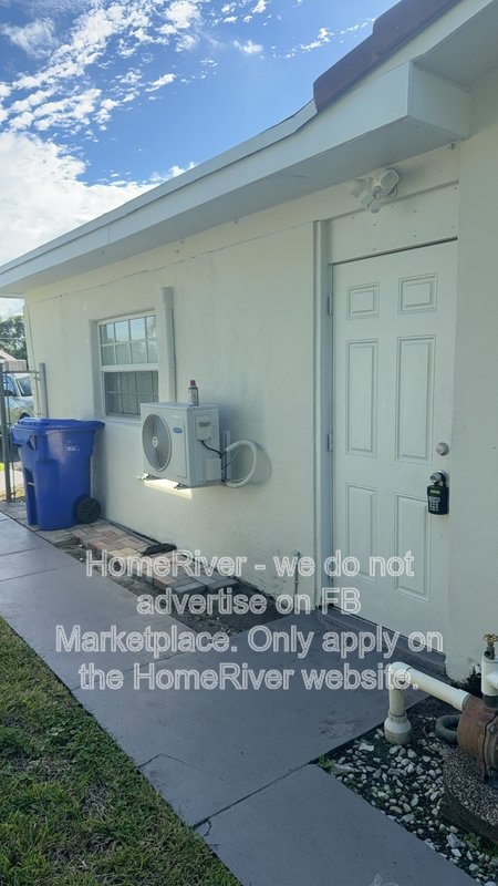 EFFICIENCY | 1 PARKING SPACE | WATER &amp;amp;amp;amp;amp;amp; ELECTRIC INCLUDED property image