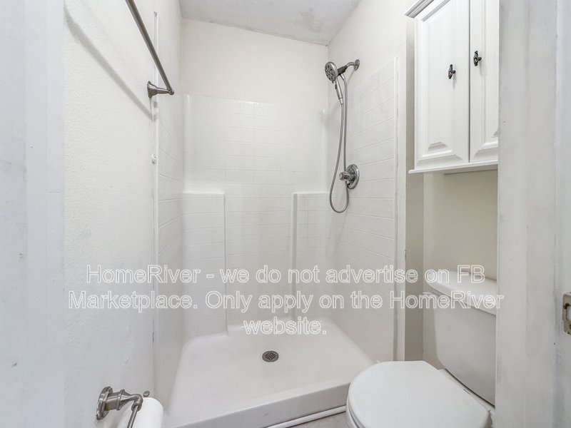 Lakefront Living | Gated Community | Screened Patio with Hot Tub property image